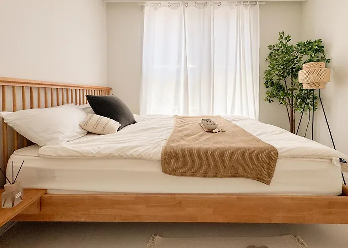 3-min Walk From Achasan Station, 2-bedroom Bali Mood With Hinoki Aroma Seúl