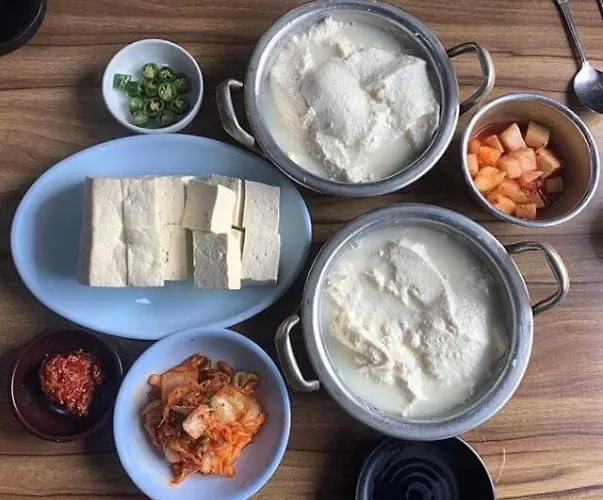 3-min Walk From Achasan Station, 2-bedroom Bali Mood With Hinoki Aroma Seúl