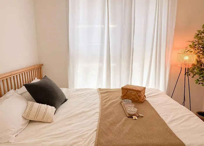 3-min Walk From Achasan Station, 2-bedroom Bali Mood With Hinoki Aroma *