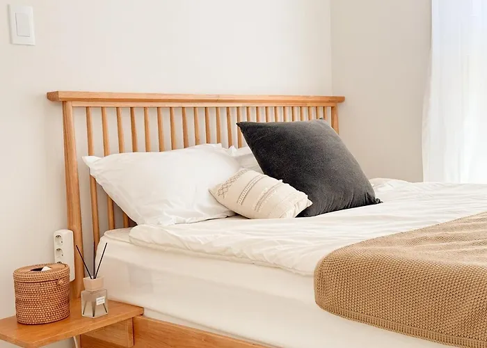 3-min Walk From Achasan Station, 2-bedroom Bali Mood With Hinoki Aroma Seúl