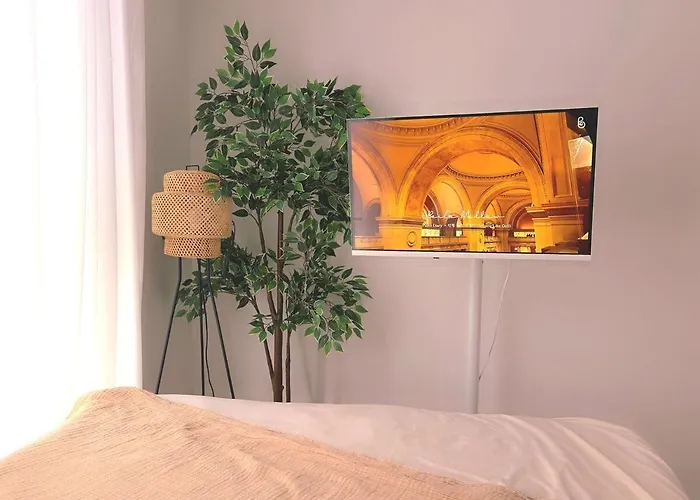 3-min Walk From Achasan Station, 2-bedroom Bali Mood With Hinoki Aroma Villa *